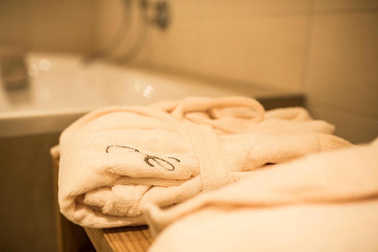 פיס Slow Living Suite - Ferienwohnung Mit Privater Sauna & Garten מראה חיצוני תמונה