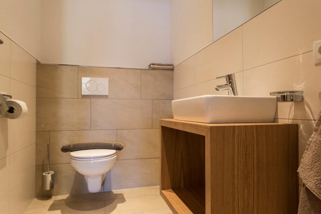 פיס Slow Living Suite - Ferienwohnung Mit Privater Sauna & Garten מראה חיצוני תמונה